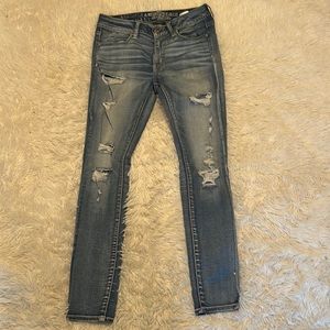 AE Destroyer Jeggings Size 8 Short